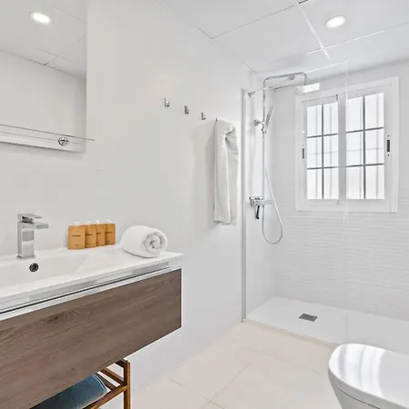 Beautiful 1-bed In Golden Banus - Rdr533 Διαμέρισμα *